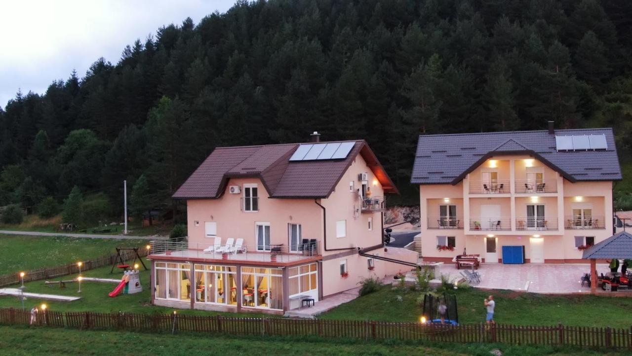 Hotel House Delic Vrhovine Exterior foto