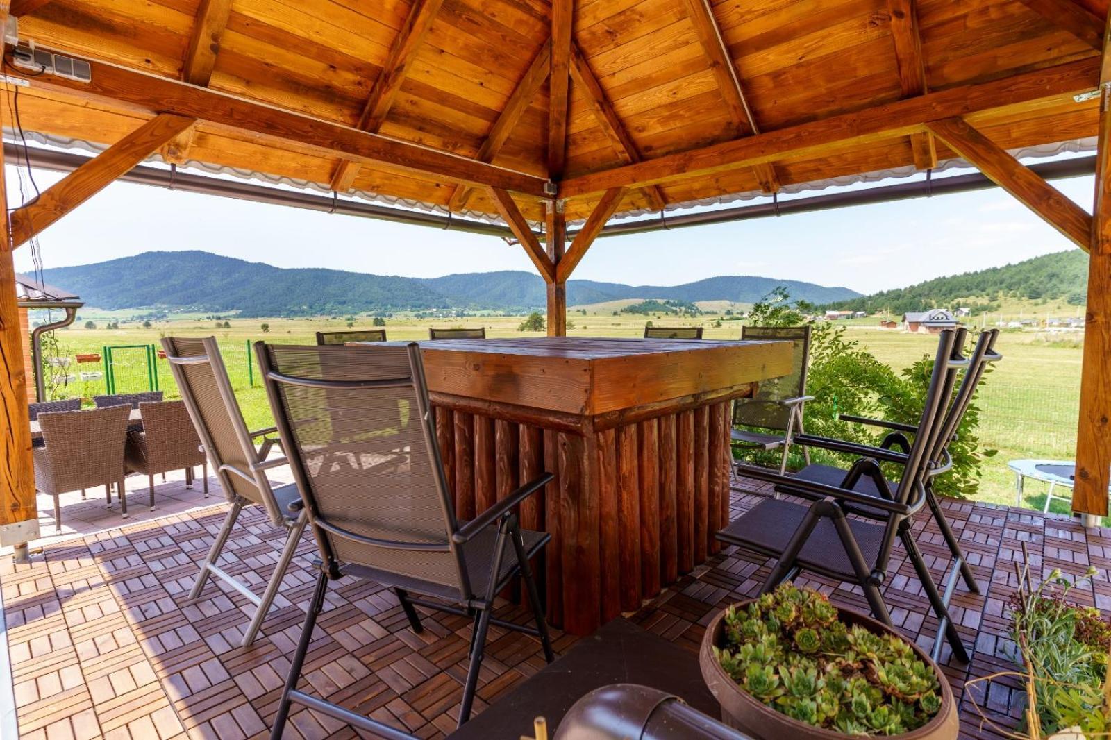 Hotel House Delic Vrhovine Exterior foto
