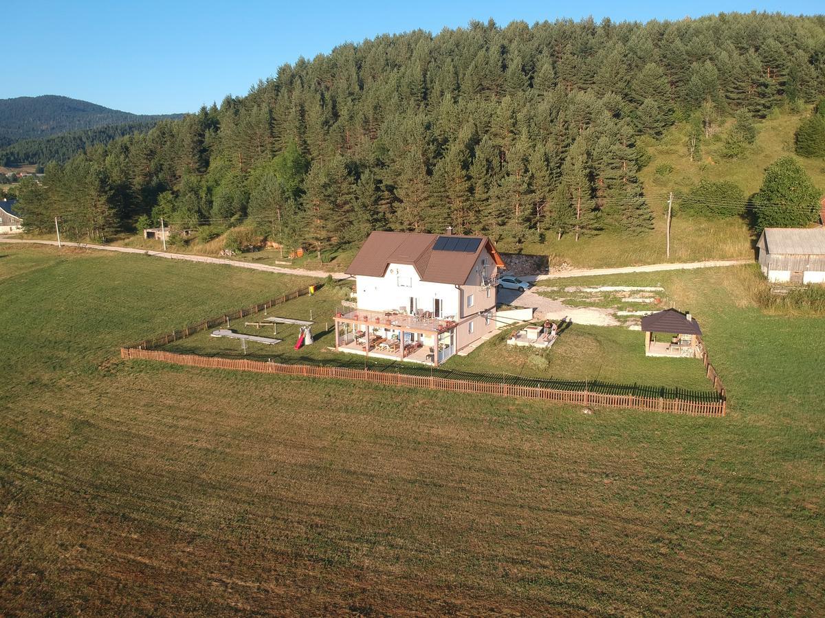 Hotel House Delic Vrhovine Exterior foto